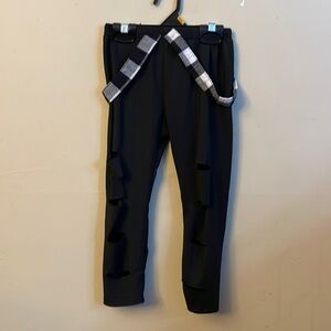 Girls outfit (Bin E)